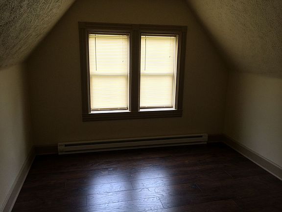 4th image of 884 Grove St APT 5