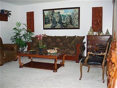 4th image of 19723 Parkmount Ave