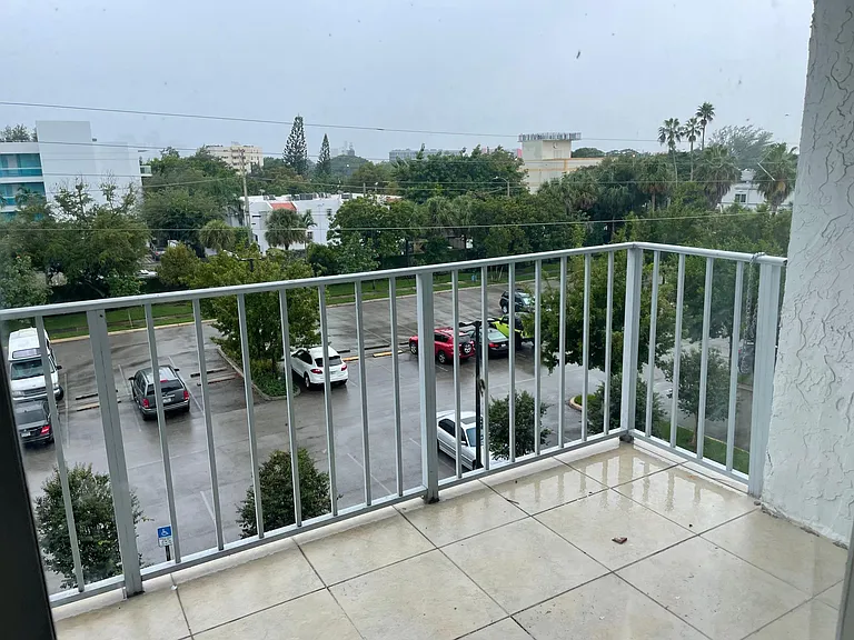 650 NE 64th St #G406 — Photo 6