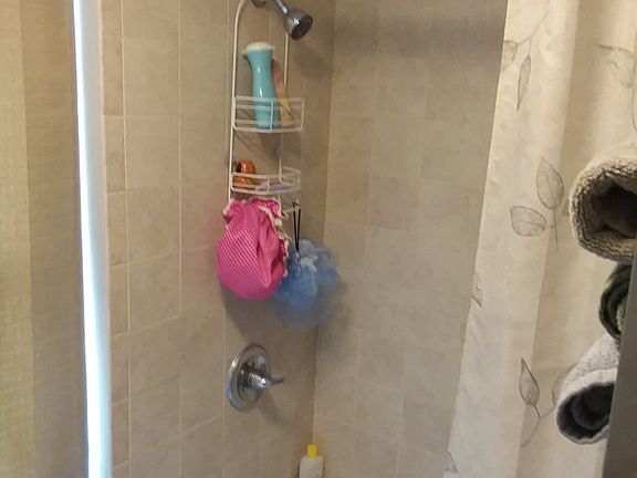 Tub / shower