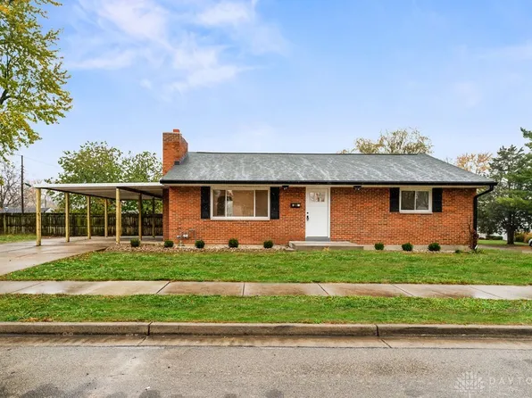 1050 Eureka Dr, Dayton, OH 45419