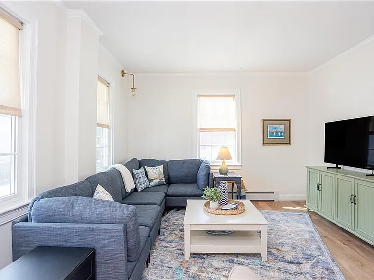 4 Gladding Ct — Photo 7