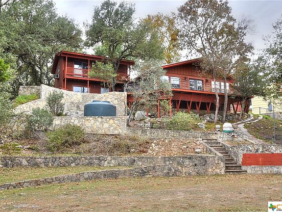 2nd image of 1218 Oakridge Ln