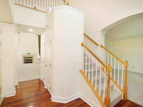 5th image of 4937 Sandalwood Ct