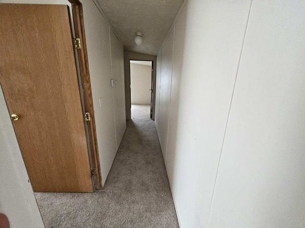 219 Bay Port Cir #71, Springport, MI 49284