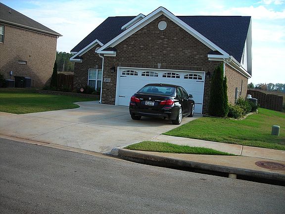 5th image of 205 Taunton St SW