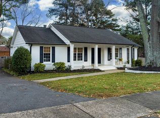 7547 Thorncliff Dr, Charlotte, NC 28210