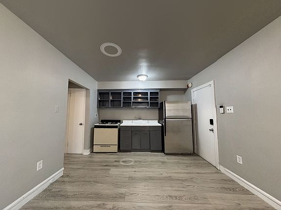 4th image of 6522-6524 W Girard Ave #6524-2C