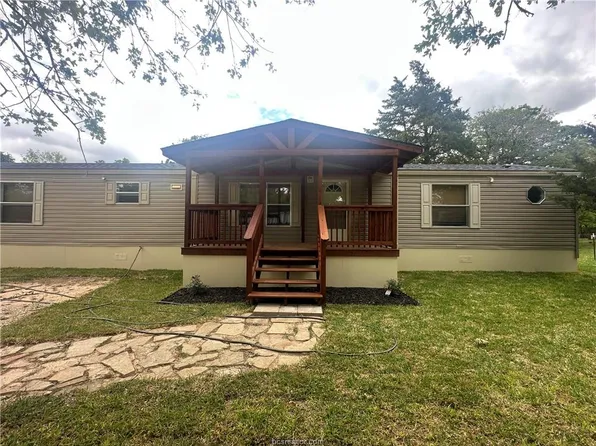 9855 Deer Ridge Ln, Bryan, TX 77808
