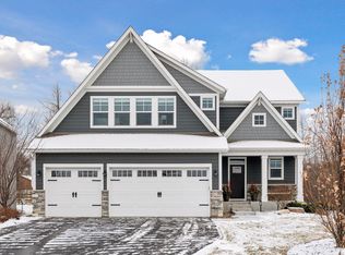 5400 Yellowstone Ln N, Plymouth, MN 55446