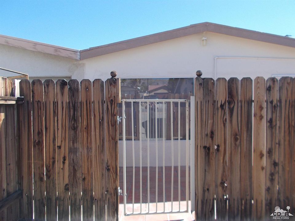 1st image of 66925 Estrella Ave