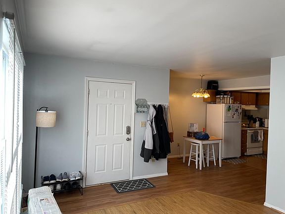 2nd image of 2338 Kewanna Ln