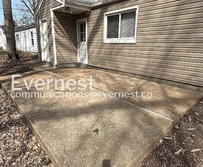 9717 Dennis Dr — Photo 16