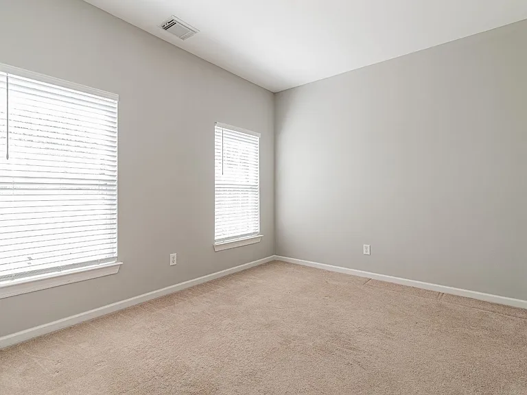 412 Meadowcrest Cir — Photo 21