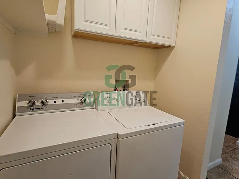 115 E Emerson Ave — Photo 30