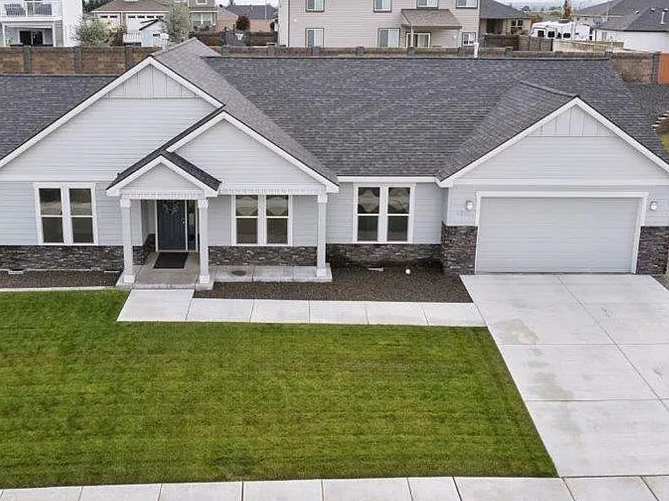 1st image of 4902 Bighorn Dr