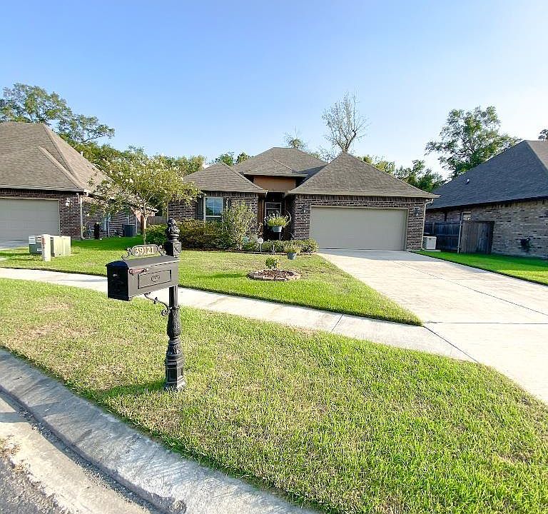 39121 Majestic Wood Ave, Gonzales, La 70737 