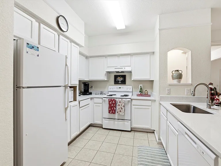 2801 Chancellorsville Dr #617 — Photo 15