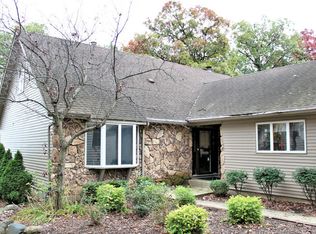 434 Holiday Dr, Somonauk, IL 60552