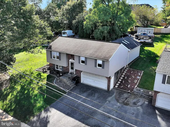 2032 Main St, Lititz, PA 17543