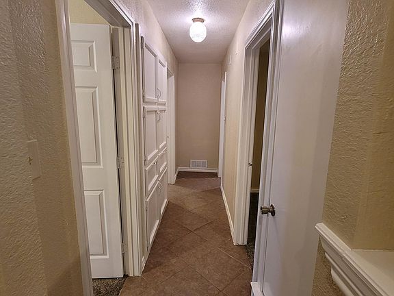 4th image of 105 Kenshire Dr