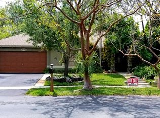 995 SW 150th Ter, Fort Lauderdale, FL 33326