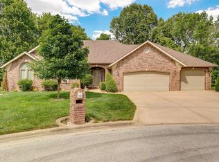 512 N Gasconade Ct, Nixa, MO 65714