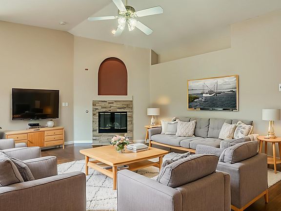 4th image of 4959 Star Kachina St NW
