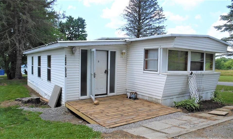 1st image of 12849 Cypress St