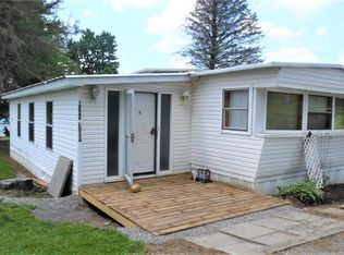 12849 Cypress St, Conneaut Lake, PA 16316