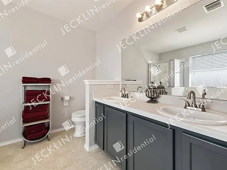 100 David Dr — Photo 13