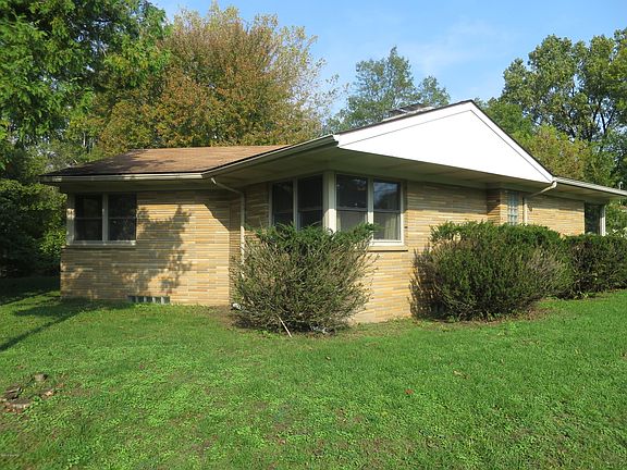 3rd image of 3131 Baker Park Dr SE