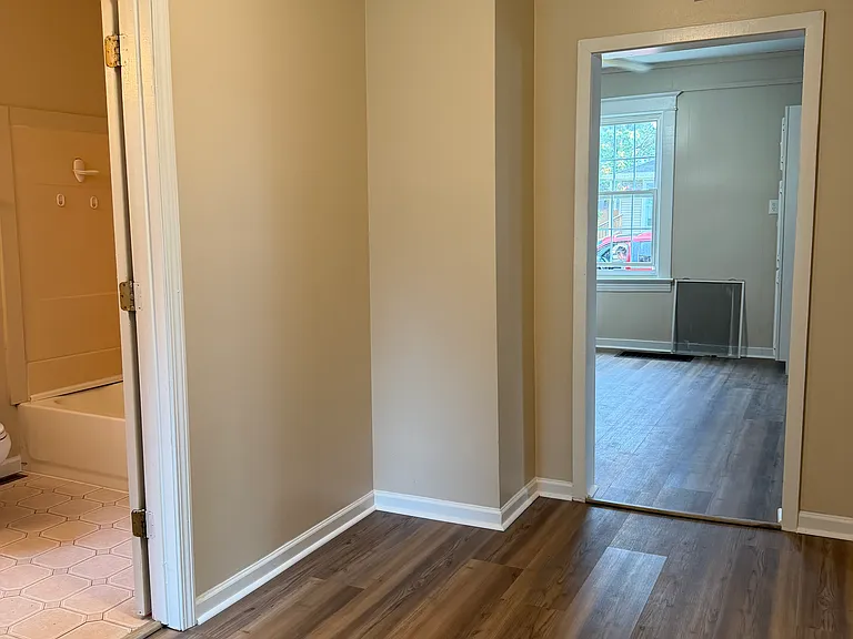 535 Bowman Ave — Photo 2