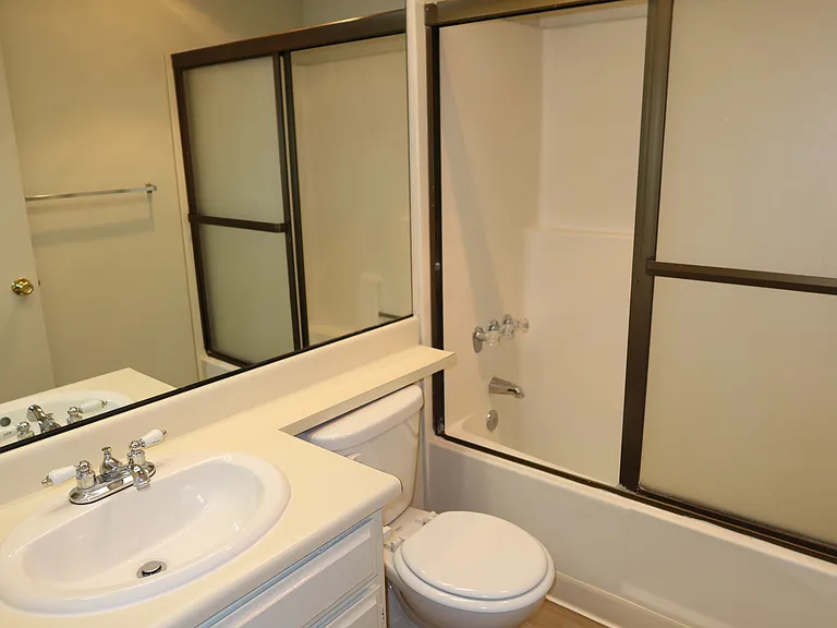 10753 Lawler St #6 — Photo 9