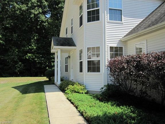 2nd image of 707 Cranberry Ct