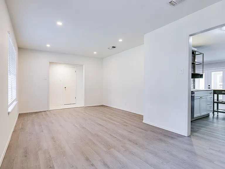 2708 Canyon Creek Dr — Photo 16