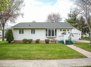 520 W Cramer St, Fort Atkinson, WI 53538