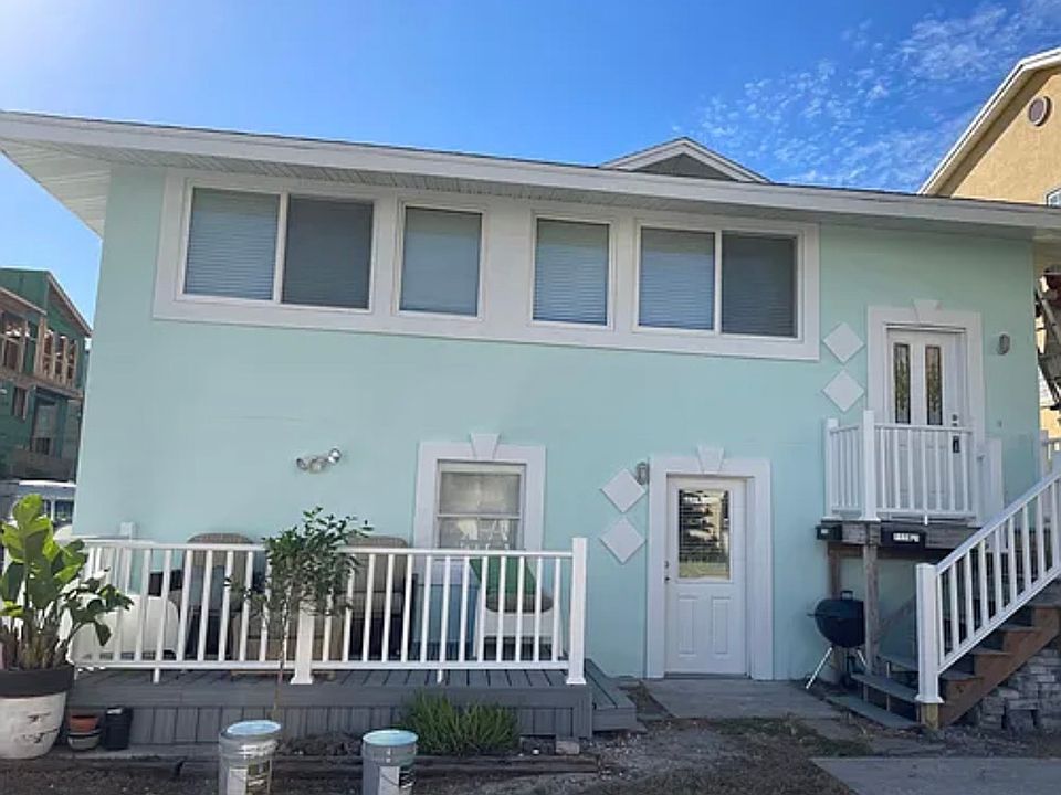 1st image of 1116 1st St S #1