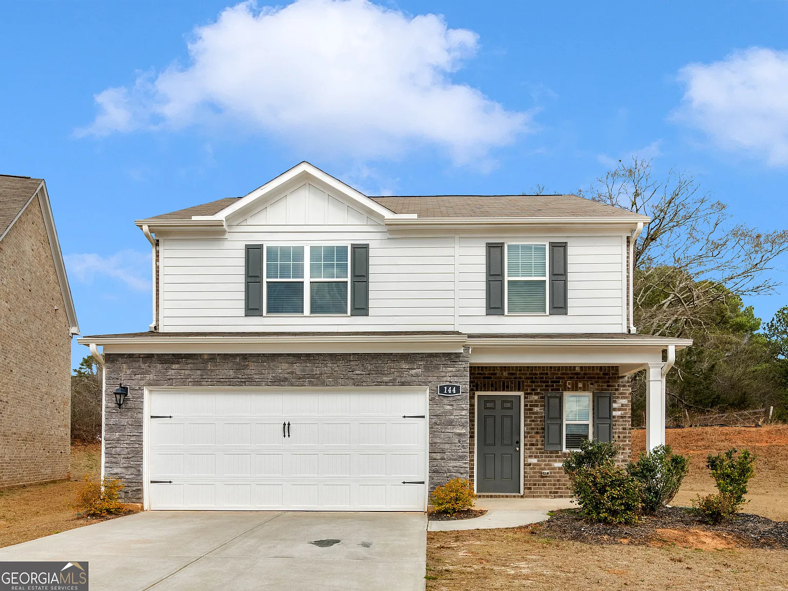 144 Oliver Dr photo 1