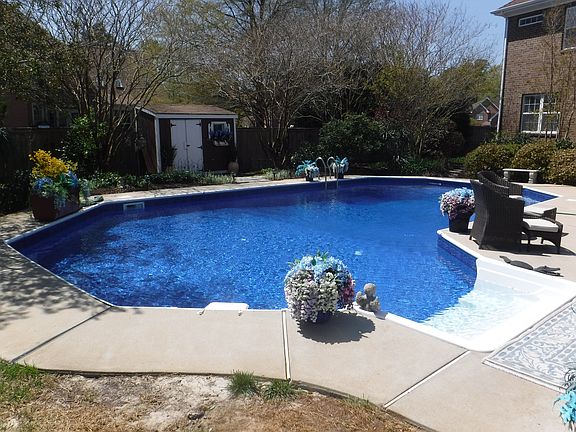 pool