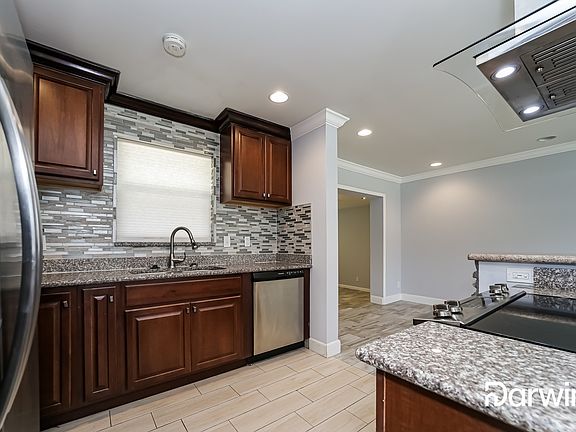 3rd image of 7519 Quitina Dr