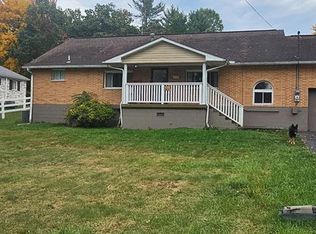 218 Hampton Dr, Shady Spring, WV 25918