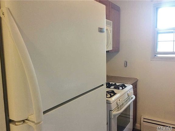 2nd image of 131 Fairharbor Dr