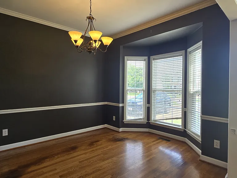 2565 Milton Ln — Photo 7