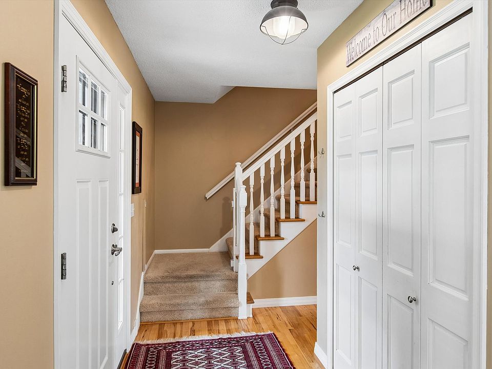 324 Hillcrest Ln, Burnsville, MN 55337 | Zillow