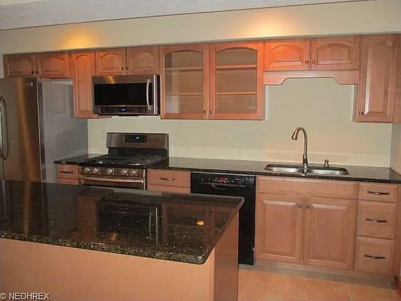 4th image of 27355 Tinkers Valley Dr
