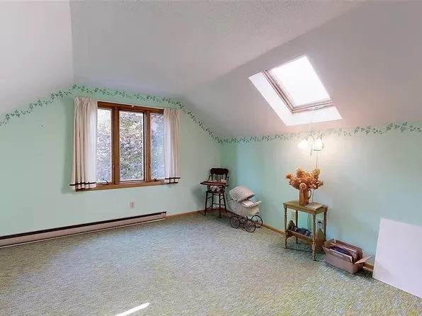 4035 Mount Philo Rd, Charlotte, VT 05445