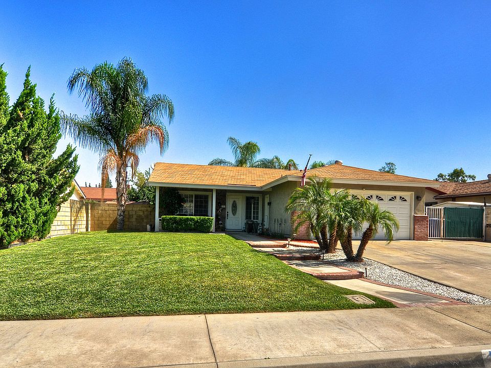 1st image of 628 W Nocturne Ct