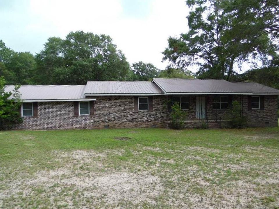 1st image of 166 Lavenia St