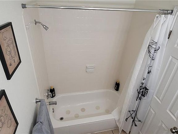 5th image of 730 Mather St #101